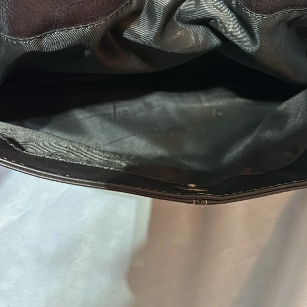 Kenneth Cole Reaction Risky Business Brown Leather Laptop Messenger Bag 524541